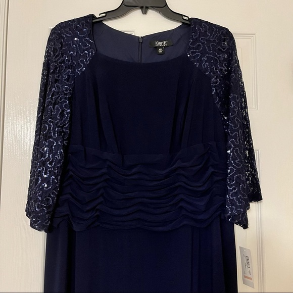 Ignite Evenings Mother of the Bride or Prom Dress​​ - Picture 3 of 5